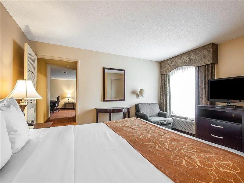 La Quinta Inn & Suites By Wyndham Memphis I-240 Eksteriør billede