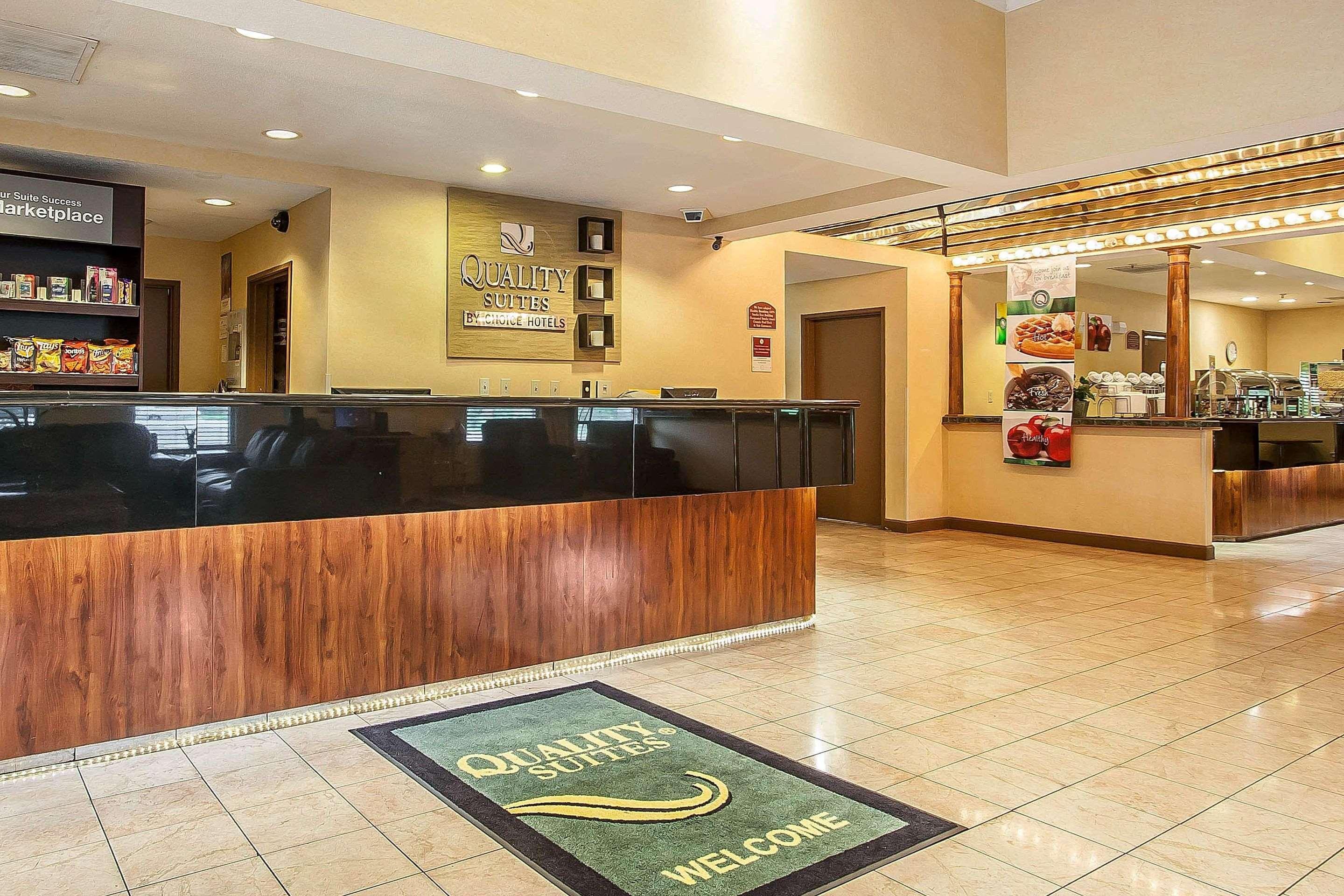 La Quinta Inn & Suites By Wyndham Memphis I-240 Eksteriør billede