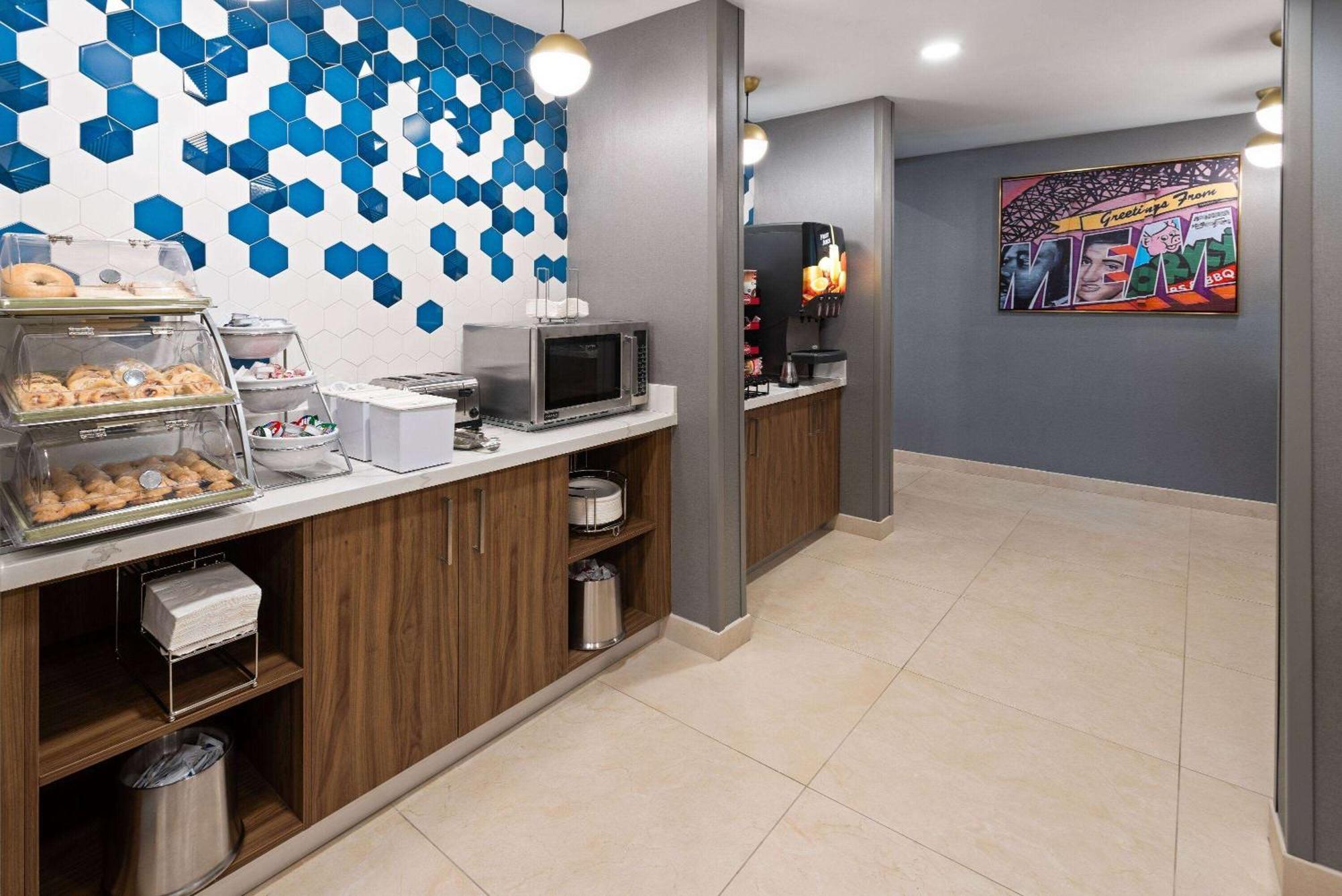 La Quinta Inn & Suites By Wyndham Memphis I-240 Eksteriør billede