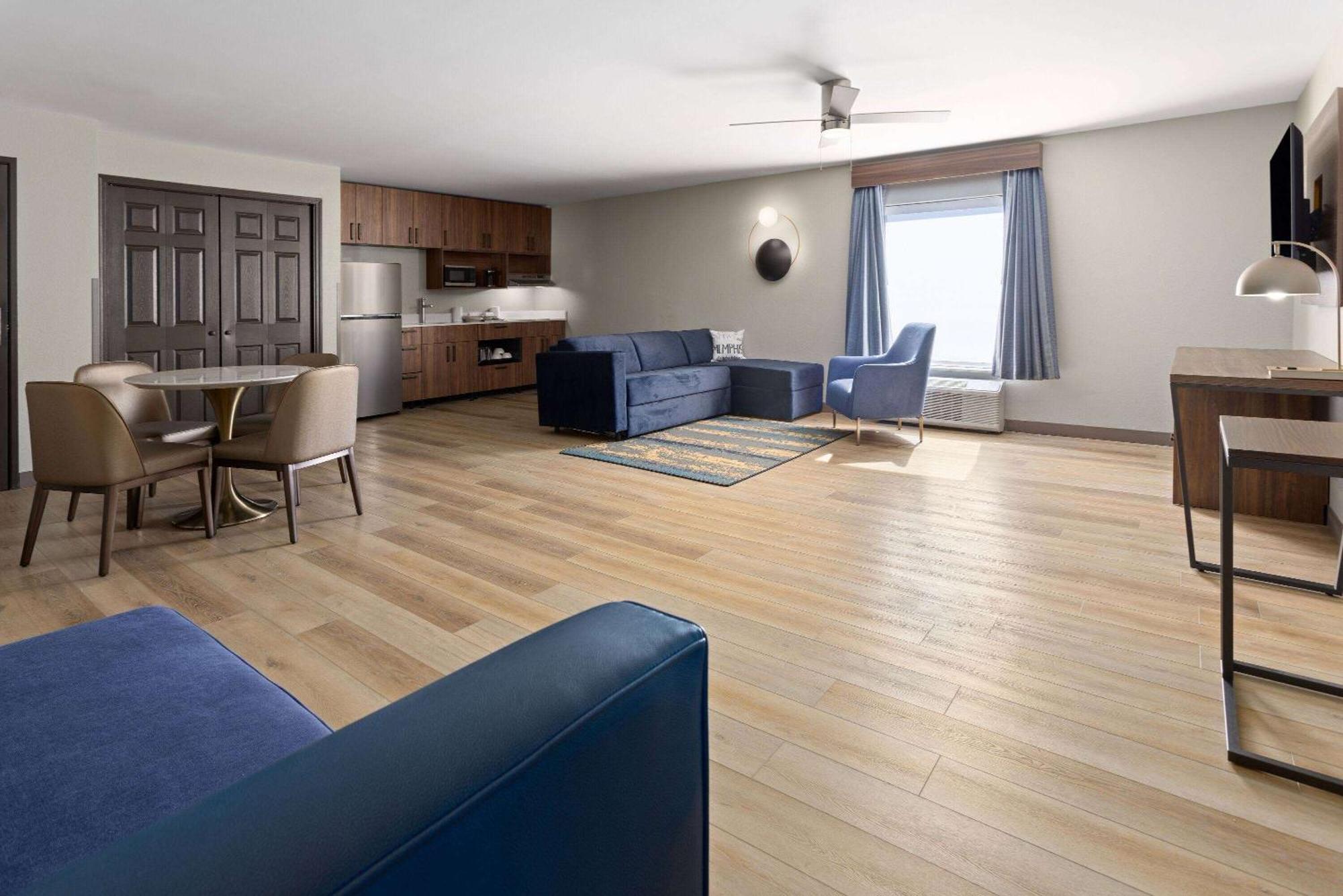 La Quinta Inn & Suites By Wyndham Memphis I-240 Eksteriør billede