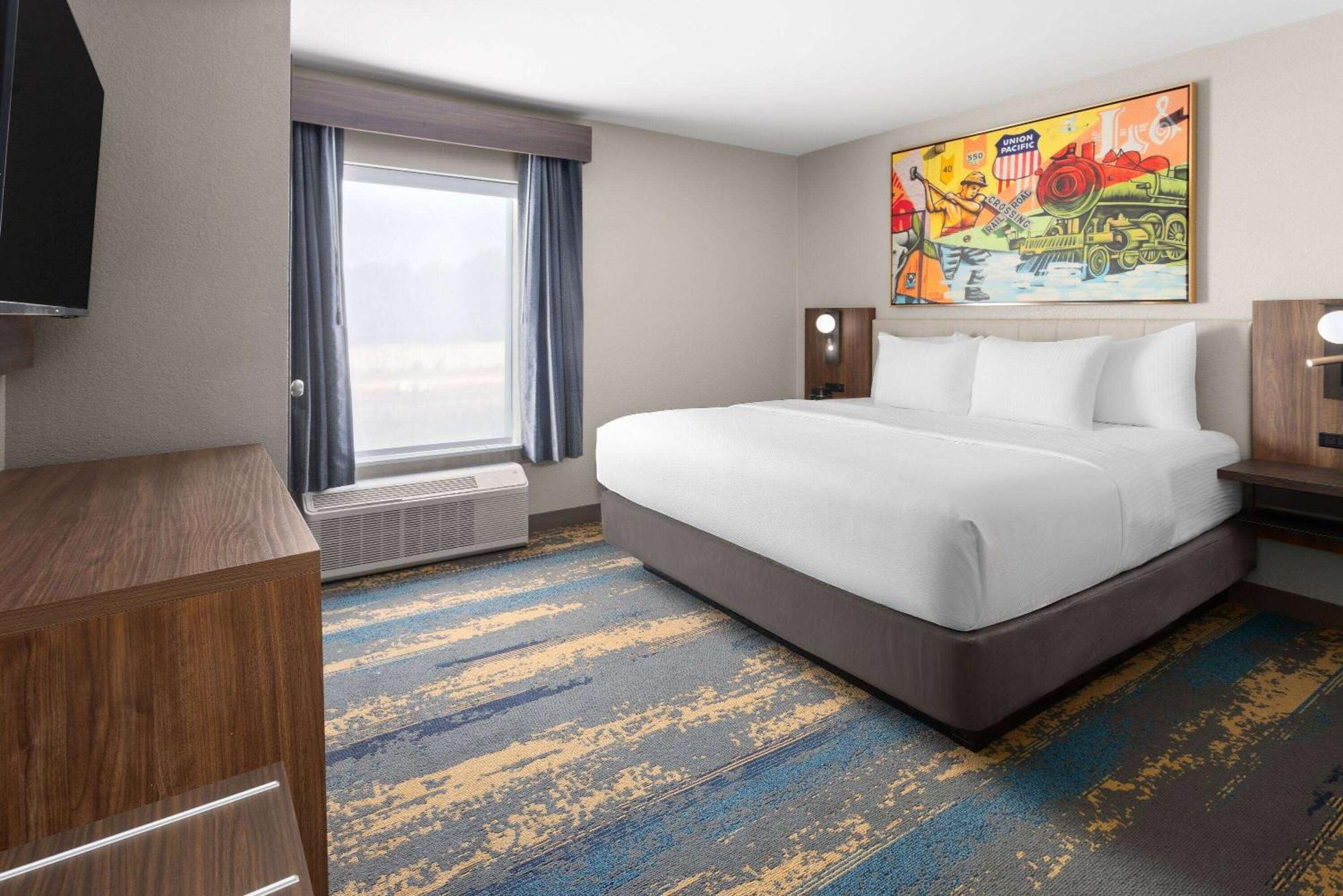 La Quinta Inn & Suites By Wyndham Memphis I-240 Eksteriør billede