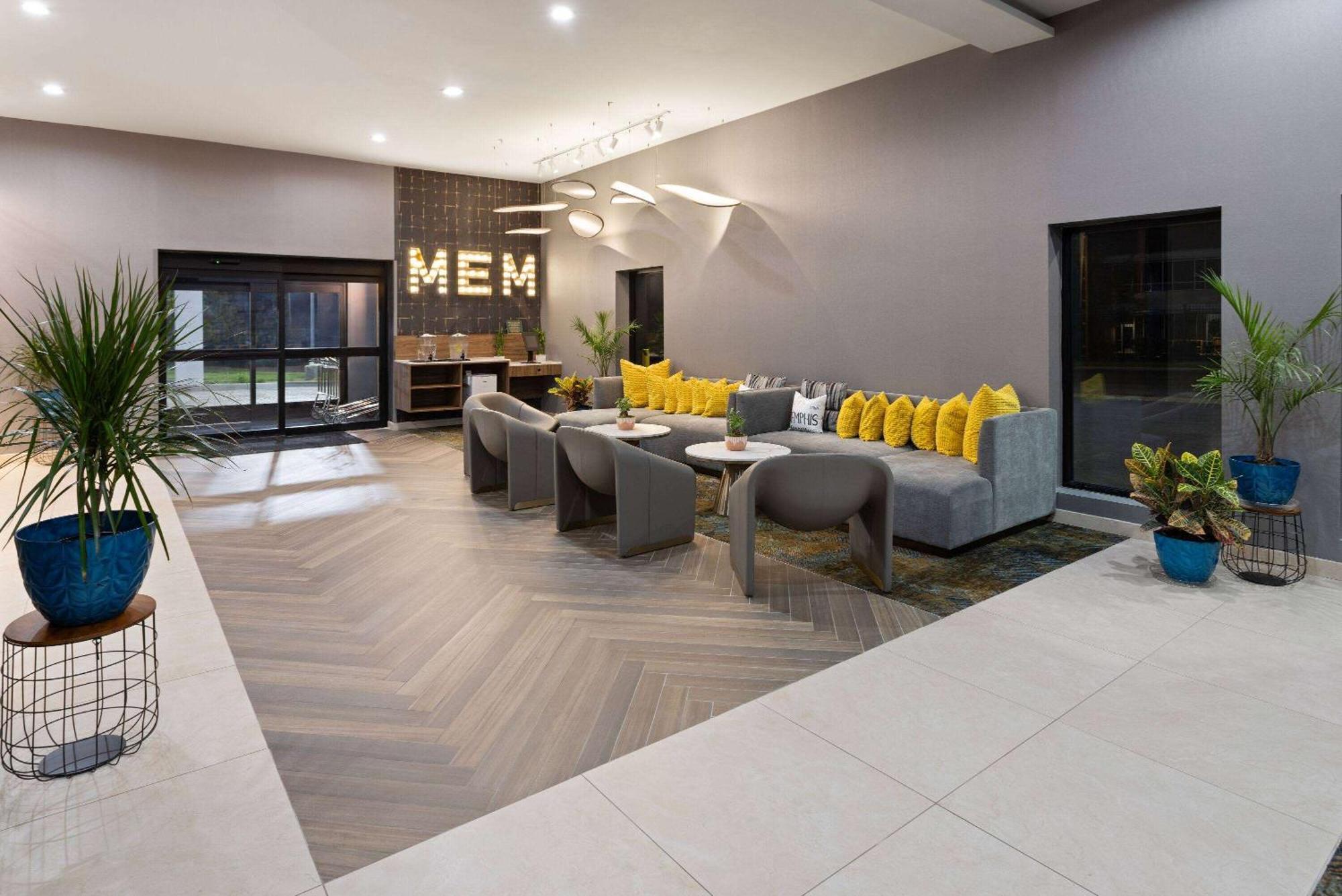 La Quinta Inn & Suites By Wyndham Memphis I-240 Eksteriør billede
