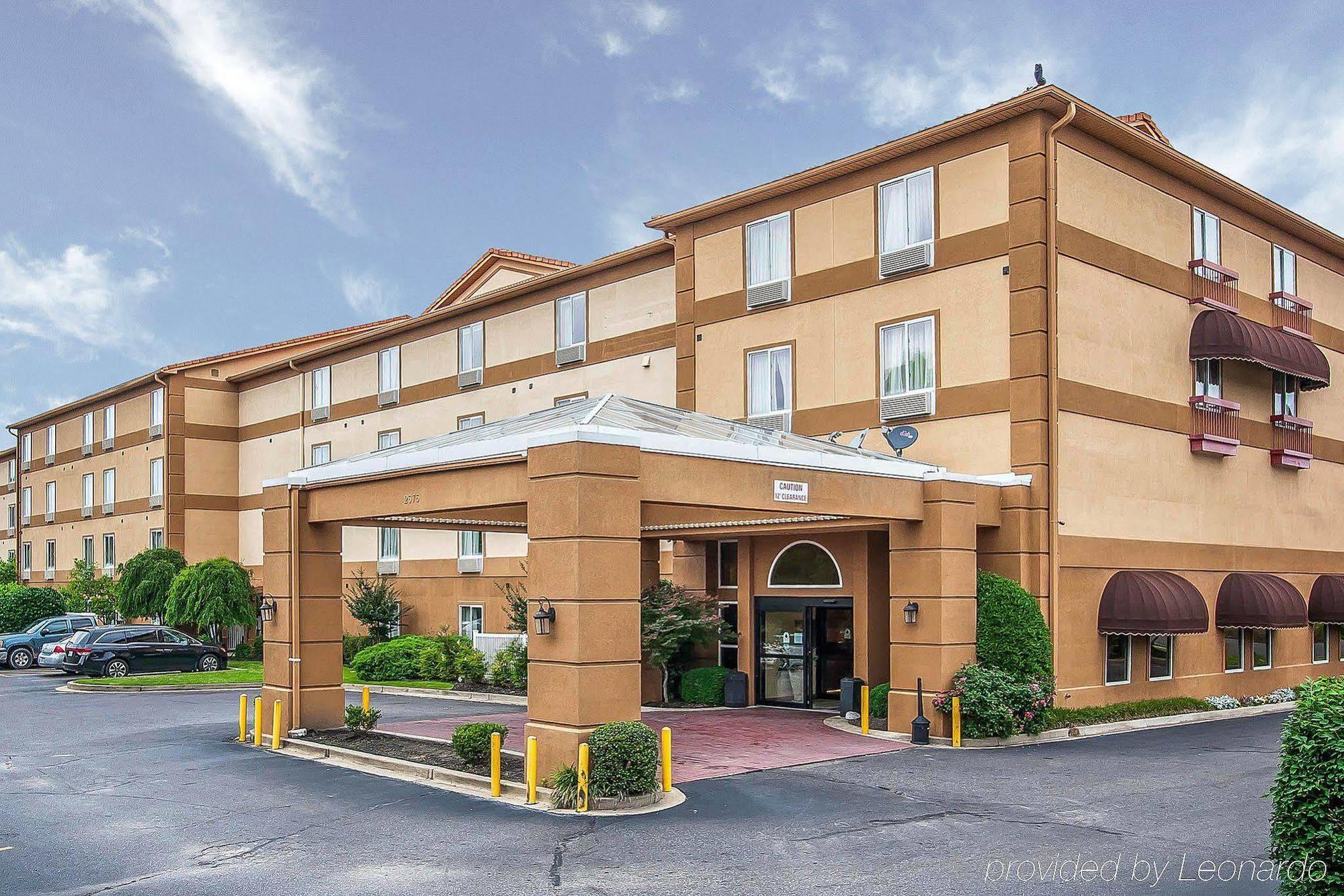 La Quinta Inn & Suites By Wyndham Memphis I-240 Eksteriør billede